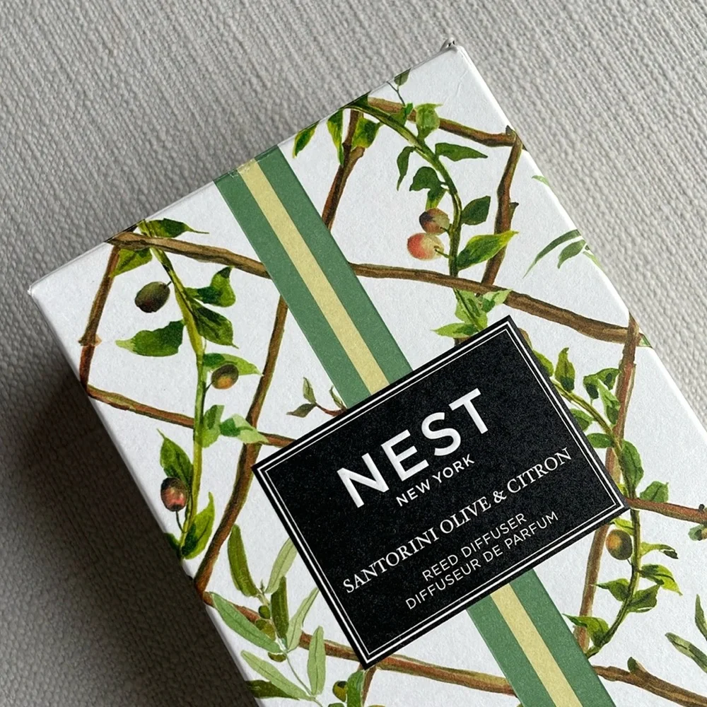 NEST Fragrances Santorini Olive & Citron Reed Diffuser - Picture 4 of 13